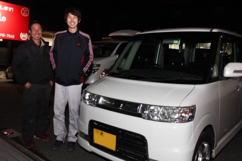 タント フロントガラス 飛び石 交換