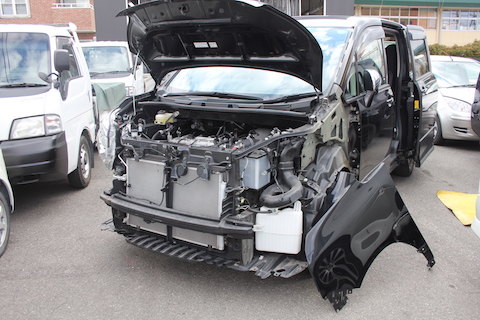 VOXY 板金・塗装 修理 へこみ