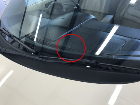 飛び石　修理　ウインドリペア