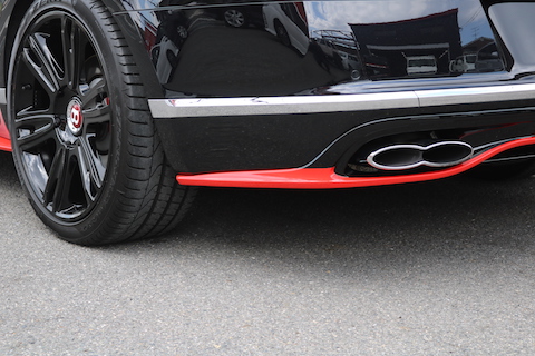 大阪のカーラッピング施工、デザインや部分施工もお任せ!