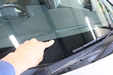 フロントガラス交換をお得に交換する方法