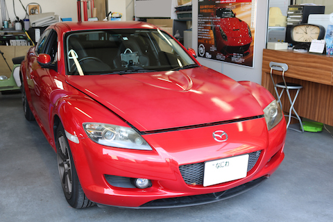 カーラッピングで、車を簡単に色変え!