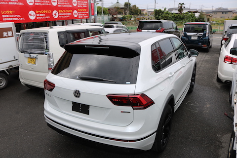 ディーラー様より新車納車前にカーラッピングのご依頼!