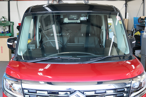 猛暑がもう直ぐ!熱中症対策・車内の快適ドライブを断熱ガラスがサポート!