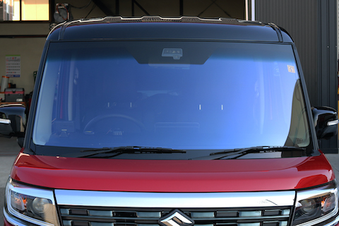 猛暑がもう直ぐ!熱中症対策・車内の快適ドライブを断熱ガラスがサポート!