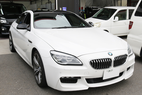 ルーフをカーラッピングでグロスブラックに。1日で愛車が生まれ変わります!