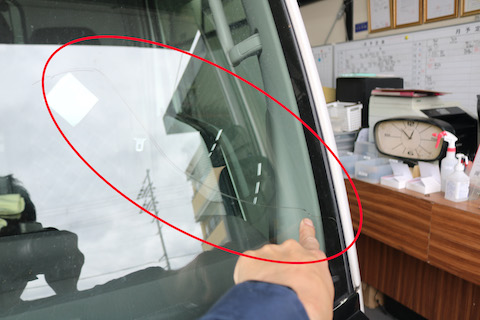 トラックのフロントガラス交換も社外品ガラスで対応可能！