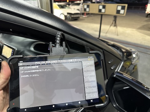 シエンタのフロントガラス社外品交換、カメラ調整も対応