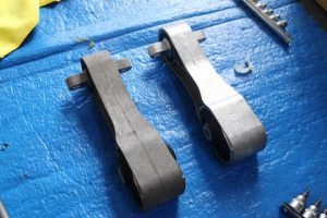 BMW2シリーズのエンジン振動修理、エンジンマウント交換で快適に