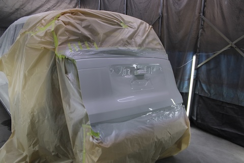 フリードのバック駐車で接触による変形修理、板金塗装で再生