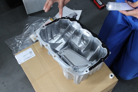 タントのリアバンパー交換とオイルパン交換で安心整備