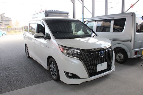 フロントガラスをコートテクトガラスに交換!夏も快適な車内空間へ