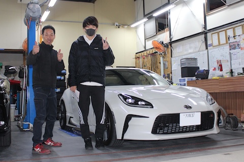 遠方からのご来店に感謝。皆様の期待に応えられる喜びを胸に