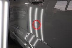 フェンダーのへこみ1