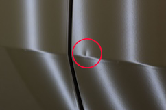 フェンダーのへこみ1