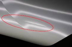 フェンダーのへこみ1